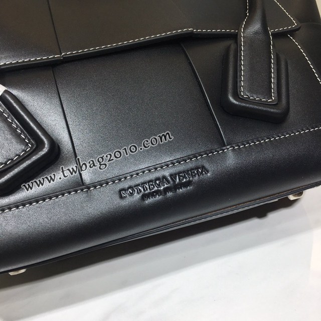 Bottega veneta高端女包 寶緹嘉爆款THE ARCO編織款手提包  BV經典款蝙蝠包  gxz1118